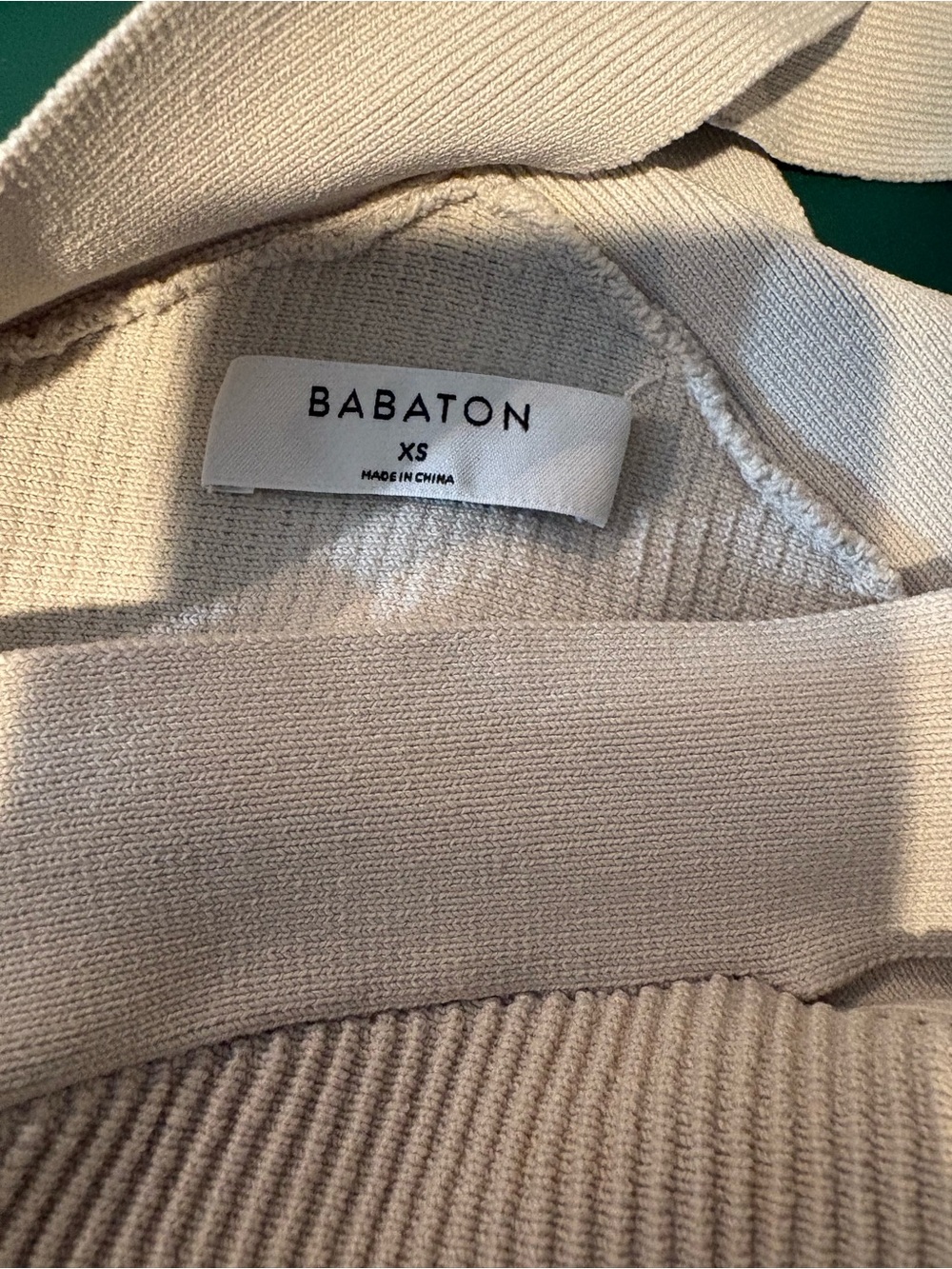 Beige Ribbed cropped top - Picture 3 of 3